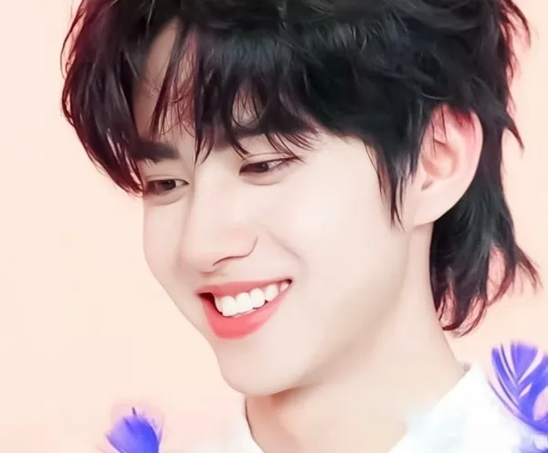 Jiang Xiao Shuai: The Theater's Dangerous Obsession