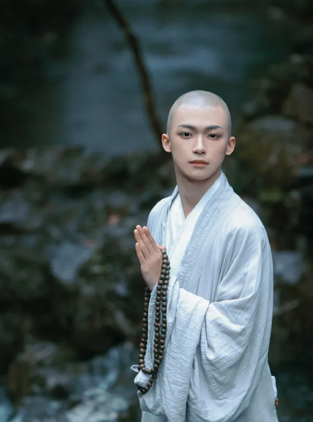 Wanted: Ling Jiushi - The Dangerous Outlaw