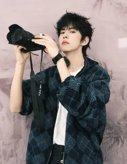 Jiang Xiao Shuai: Confined Desire