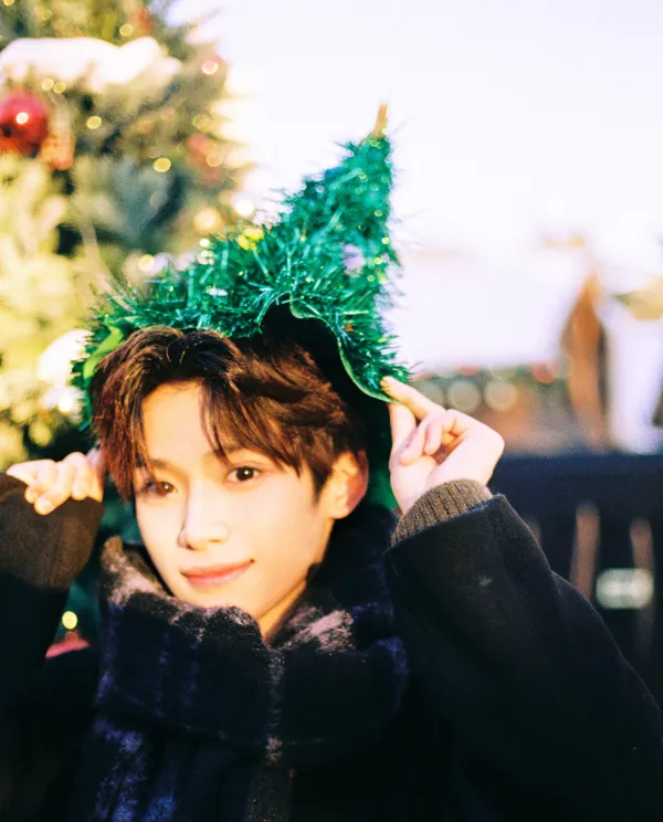 The Cursed Puppet Master ┊ Zi Yu