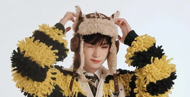 Zi Yu|The Possessive Feline