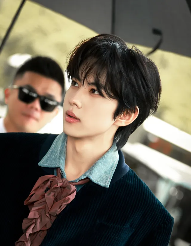 Liu Xuan Cheng: The Surrogate's Temptation