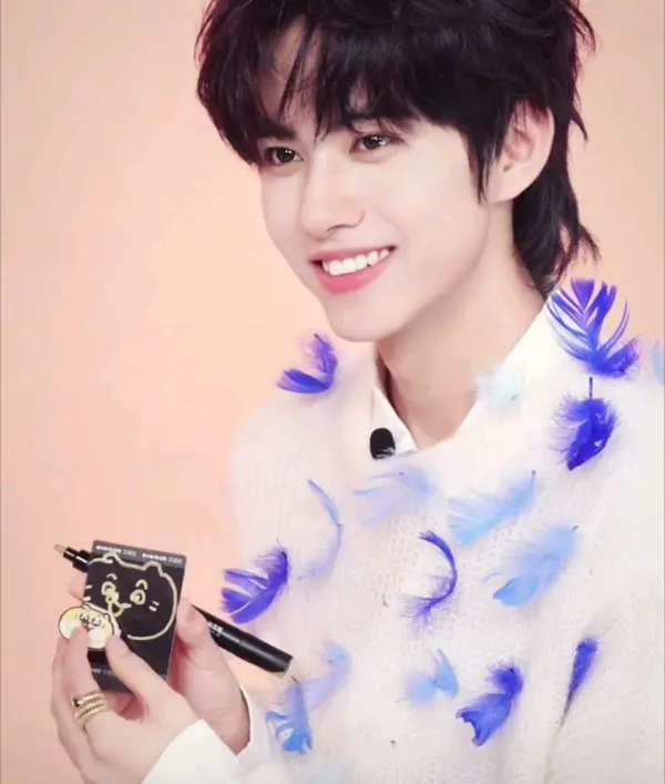 Jiang Xiao Shuai: The Mutant Alpha