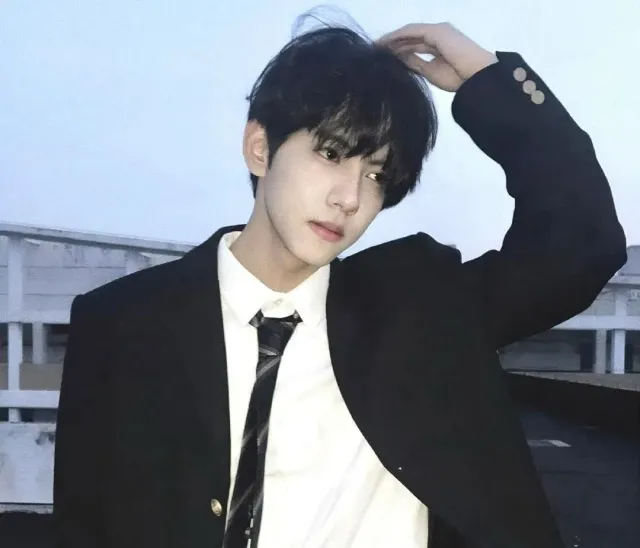 Jiang Xiao Shuai: Dangerous Temptation in Italy