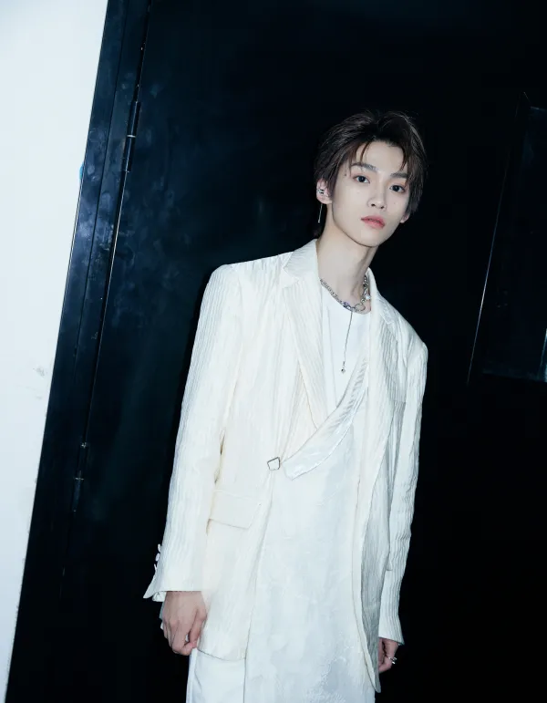 ZI YU | DANGEROUS LIBRARY