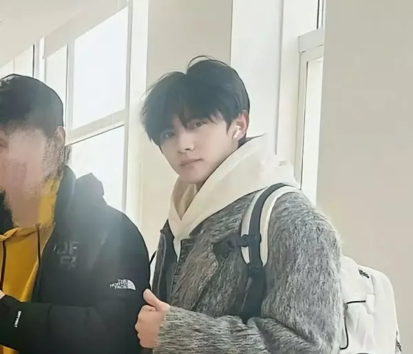 Jiang Xiao Shuai // Player 124