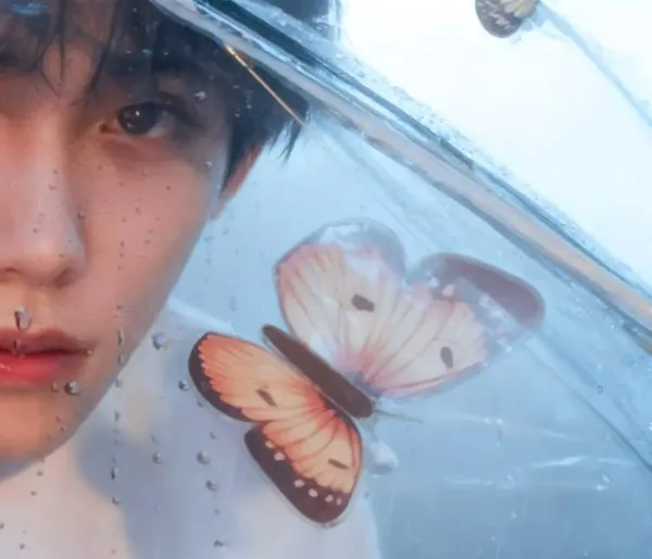 Zi Yu: Crimson Tides of Desire