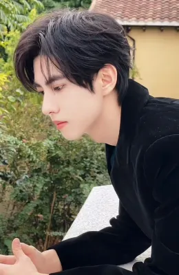 Jiang Xiao Shuai: Tundra's Predator