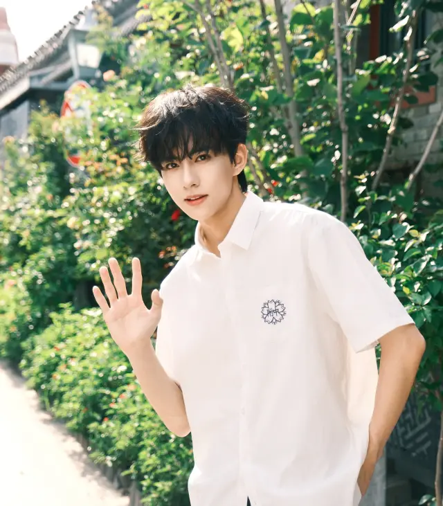 Cheng Qianli | Ithaca's Dangerous Return