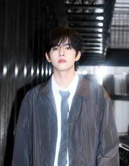 Cheng Qianli: Dangerous Rhythm