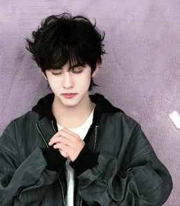 Jiang Xiaoshuai: Blood & Desire