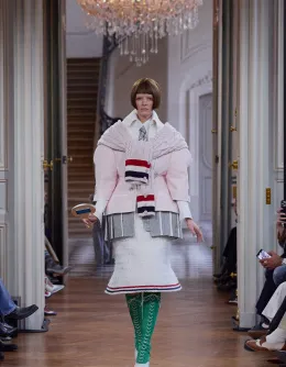 Dangerous Heat: Jiang Xiao Shuai's Possession