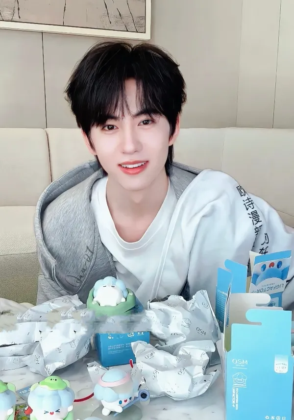 Cheng Qianli | The Hospital's Forbidden Desire