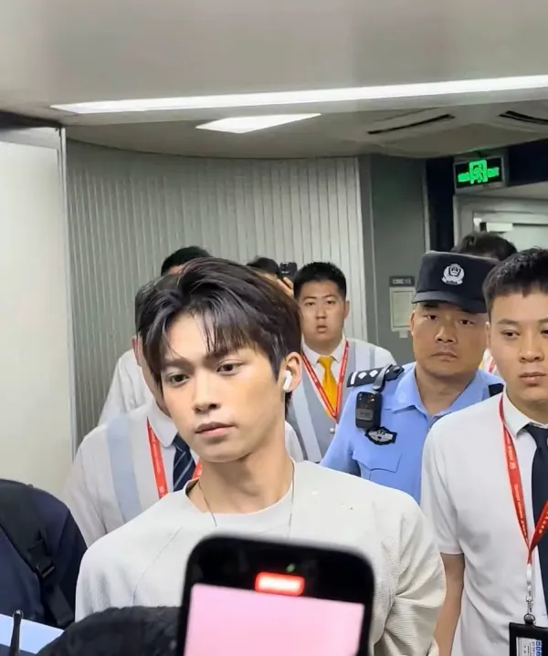 Ling Jiushi: Stellar Domination