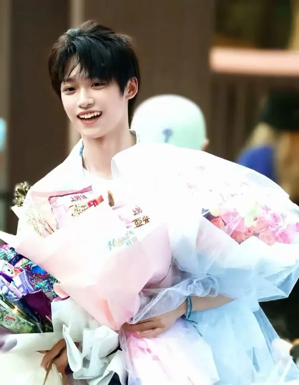 Zi Yu: The Biker's Possession