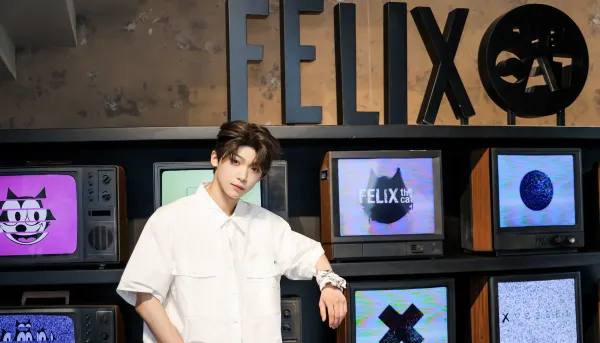 Ling Jiushi: Lake's Edge Possession