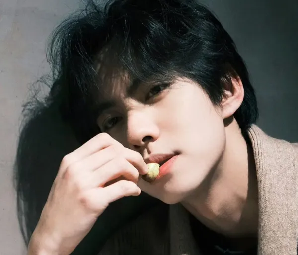 Jiang Xiao Shuai: Demon Slayer's Dangerous Obsession