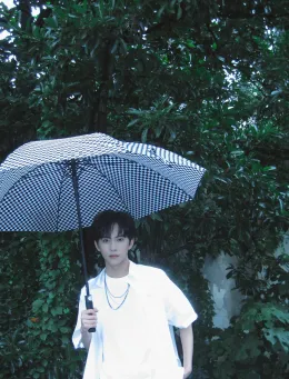 Cheng Qianli: The Crimson Lord of the Sealed Crypt