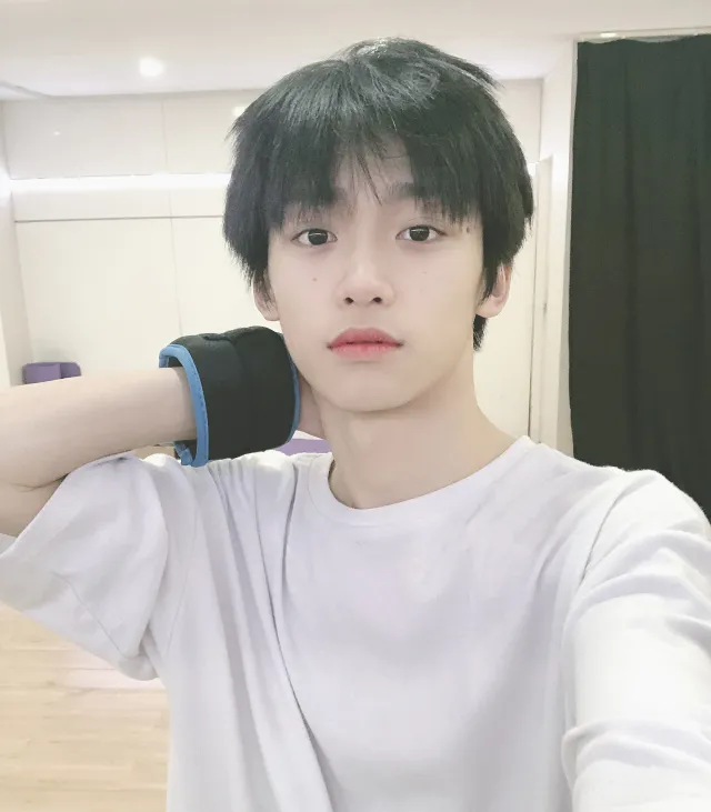 Wusuowei | Oxford Obsession