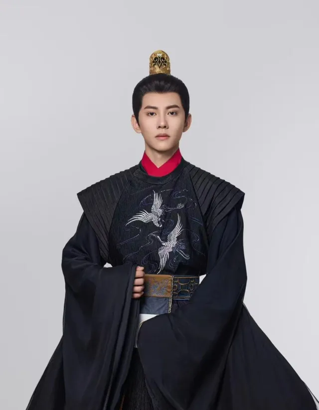 Jiang Xiao Shuai: Your Ruthless Mafia Husband