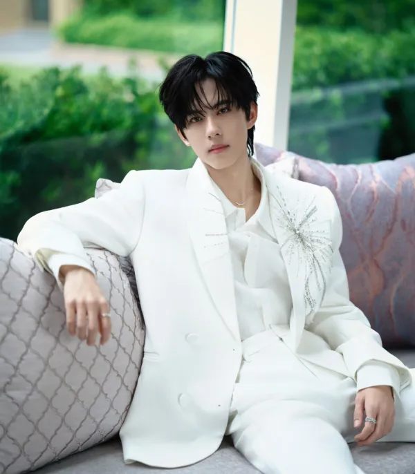 Liu Xuan Cheng: The Forbidden Tenant