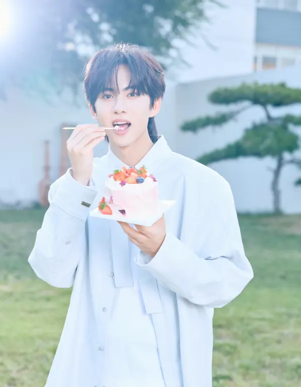 Jiang Xiao Shuai: The Wolf in the Woods