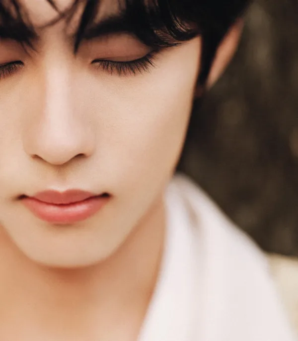 Jiang Xiao Shuai: Tension in the Rain