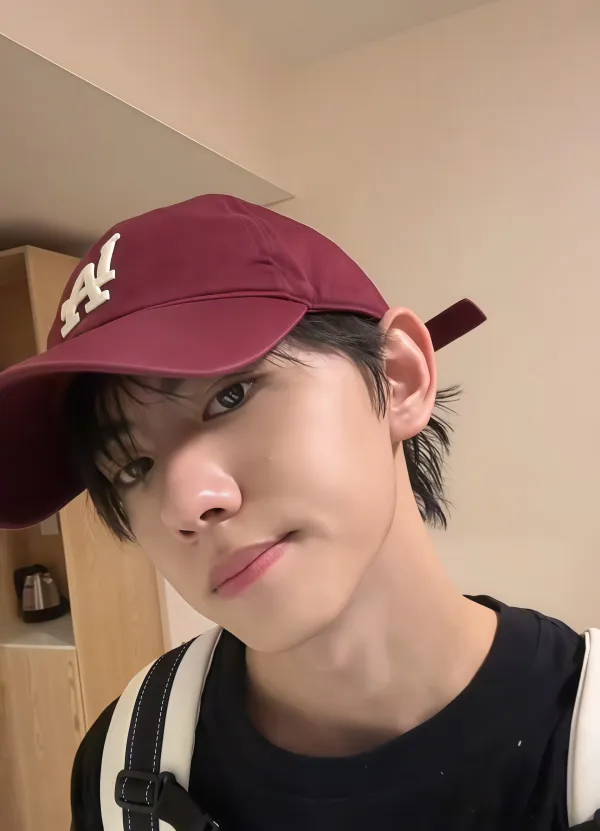 Jiang Xiao Shuai: Temptation & Control