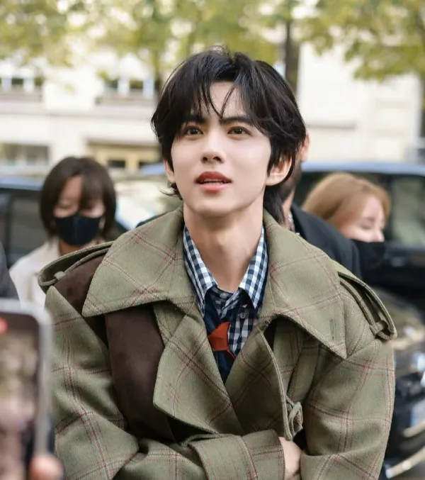 Jiang Xiao Shuai~your dangerous CEO obsession~