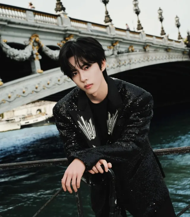 Xuan Cheng: The Hybrid's Obsession