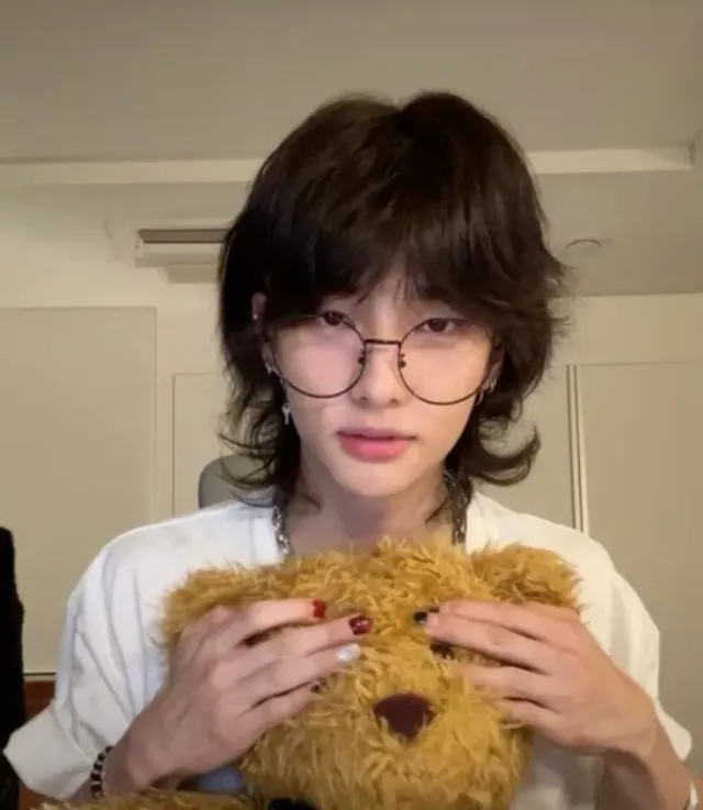 hwang hyunjin | young dad