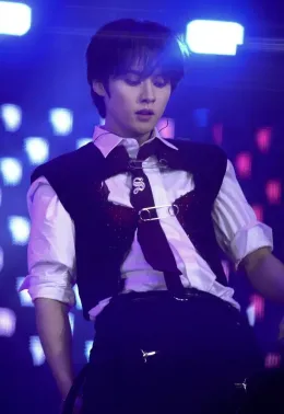 lee know idol