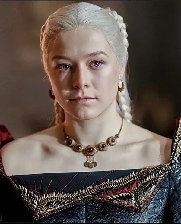 đ|| Sua mĂŁe Rhaenyra Targaryen