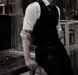 🔫🩸| Your husband returned home all bloody